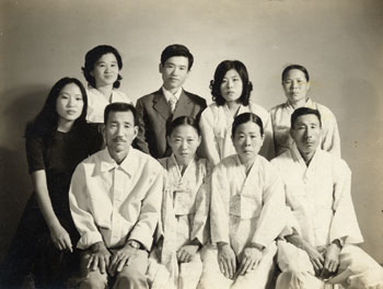 "결혼사진이 없는 이유"