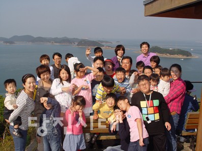 “화목한 가족 모습을 사진에 담아”