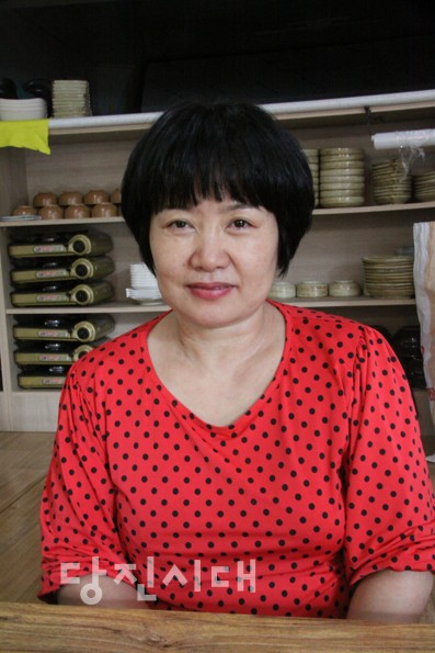 [칼국수, 떡국]“김치, 깍두기와 뜨끈한 칼국수 한 그릇”