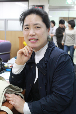 “테니스 코트 누비던 학창 시절” — 사진 4