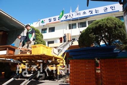 ▲ 지난 25일 제2청사 내 항만수산과 등을 시작으로 신청사로 이사를 시작했다.