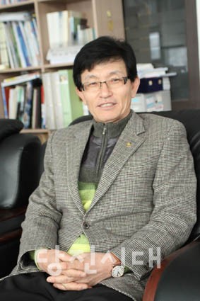 “오토바이의 매력에 빠져 있던 젊은 시절”