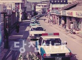 “당진 시가지를 달리던 택시 행렬”