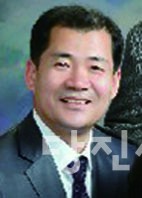 “드럼과 음악에 빠진 학창 시절”