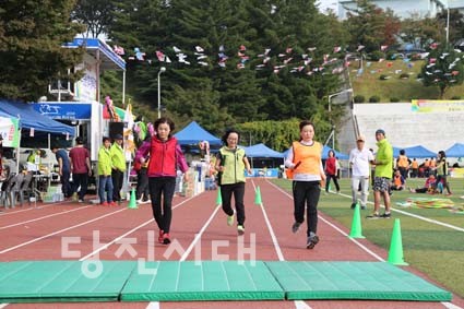 동문 화합하며 우정 다지는 자리