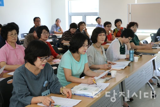 ▲ 합덕대건노익대학이 웰빙웰다잉 교육을 지난 5일부터 실시하고 있다.