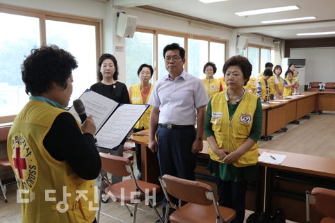 ▲ 대한적십자사 송악봉사회가 지난 25일 송악읍사무소 회의실에서 월례회를 개최했다.