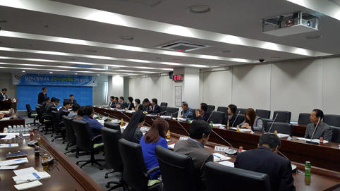 “전문인력 배치 등 전문화 필요하다”