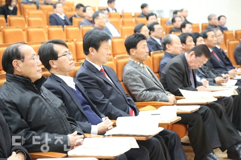 ▲ 당진농업대토론회가 ‘3농혁신! 당진농어업의 희망을 품다’를 주제로 지난 9일 송악농협에서 개최됐다.