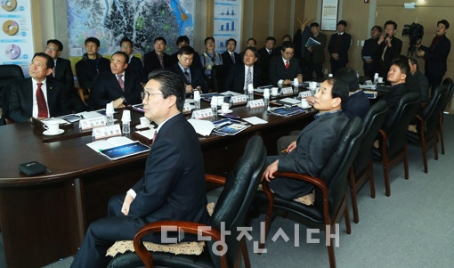 ▲ 지난 23일 시청 접견실에서 도시재생전략계획(안) 보고회가 열렸다.