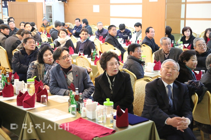 ▲ 더불어민주당 당진시지역위원회가 지난달 28일 송년의 밤 행사를 개최했다.