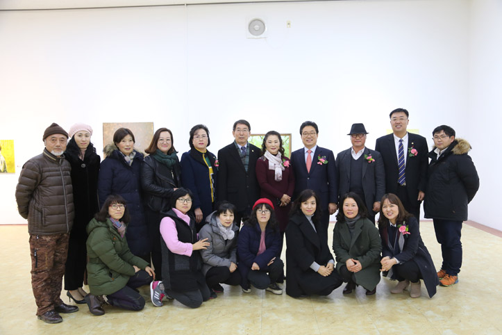 ▲ 지난달 28일 당진인물작가회 정기전 개막식이 당진문예의전당 제2전시관에서 열렸다.