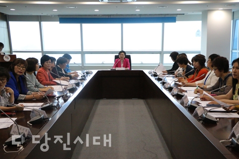 ▲ 당진시여성단체협의회가 6월 월례회를 당진시청 소회의실에서 지난 7일 개최했다.