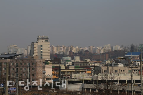 ▲ 미세먼지가 적었던 지난 25일 같은 장소에서 촬영한 모습