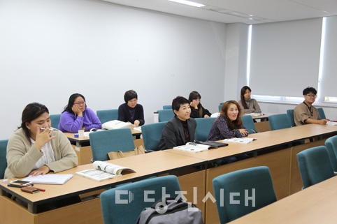 ▲ 당진문화재단이 2019 생활문화활동가 육성사업 문화작당을 진행하는 가운데, 지난 23일 첫 수업을 시작했다.