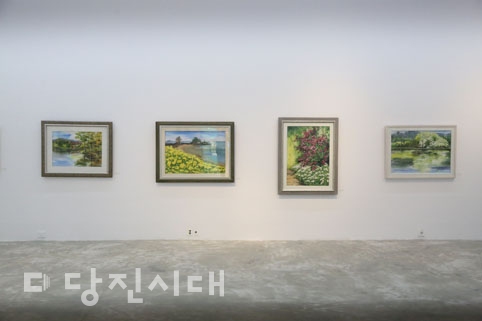 ▲ 당진수채화작가회가 정기 전시회를 지난 19일부터 25일까지 당진문예의전당 전시관 제2전시실에서 개최했다.