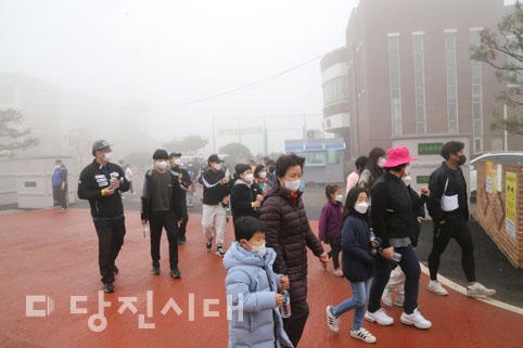 ▲ 신평면청년연합회가 제7회 신평면 한마음 건강 걷기대회를 개최했다.