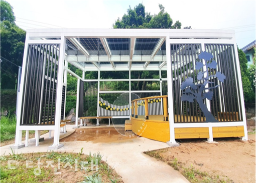 조금초등학교에 설치한 태양광 파고라
