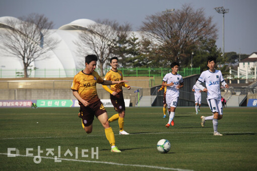 K4리그 5라운드 경기가 지난 2일 당진종합운동장에서 개최됐다.