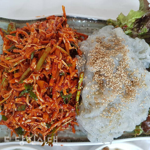 제17회 장고항 실치마을 수산물 홍보행사가 지난달 22일부터 23일까지 열렸다.