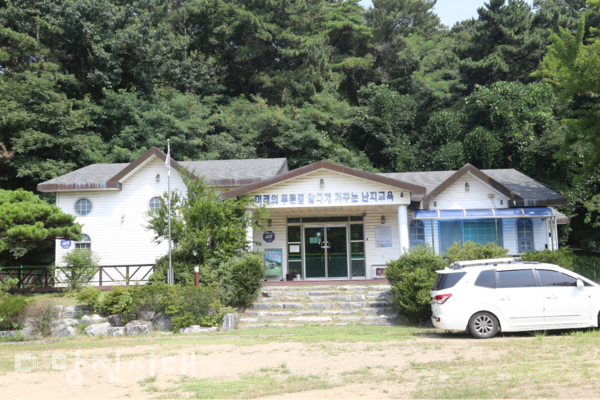 여름방학 중 초등돌봄교실이 운영되는 삼봉초등학교 난지분교의 모습