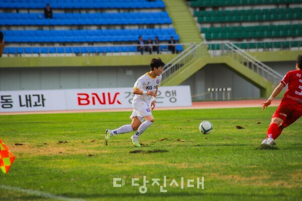 K4리그 31라운드 경기가 지난 22일 거제종합운동장에서 개최됐다.