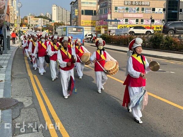 충장공 남이흥 장군 탄신 제448주년을 기념하는 제33회 남이흥장군문화제가 지난달 27일과 28일에 걸쳐 열렸다.