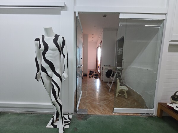 김야천 작가 작업실 전경