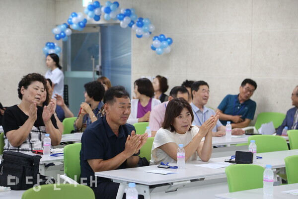 당진2동주민자치회가 당진2동 주민총회를 지난 16일 당진2동행정복지센터 회의실에서 실시했다.