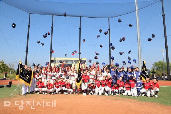 제16회 충청남도지사기 초·중·일반부 야구대회가 당진에서 6일간 개최됐다.