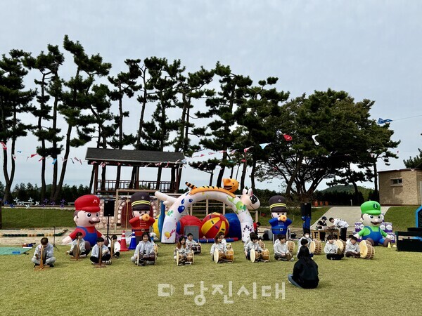 지난 17일 초락초등학교에서 '2학기 초락 힐링 교육 가족 한마당'이 열렸다.