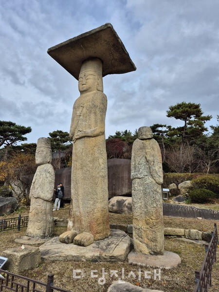 안국사지 석불과 배바위