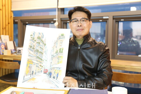퇴직 후 그림으로 제2의 인생을 살고 있는 김범석 씨