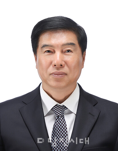 신현만 당진문화원장