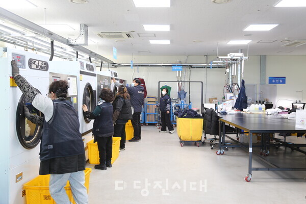 당진시노동자세탁소가 2023년 3월부터 운영되고 있다.