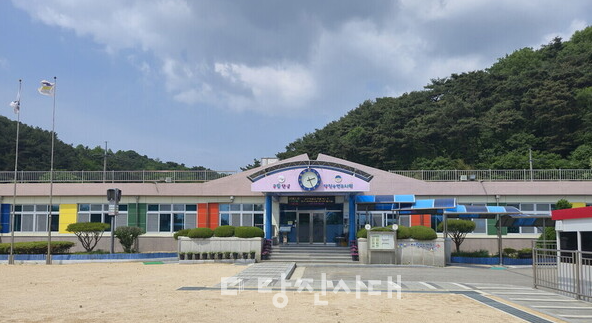 용연유치원 전경