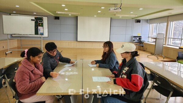 당진교육지원청 외국어교육센터에서 원어민 교사 배움자리가 진행됐다.
