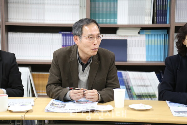 이상우 위원