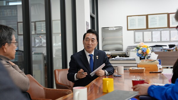 당진시대와 당진방송을 찾은 박수현 충남도지사 출마예정자