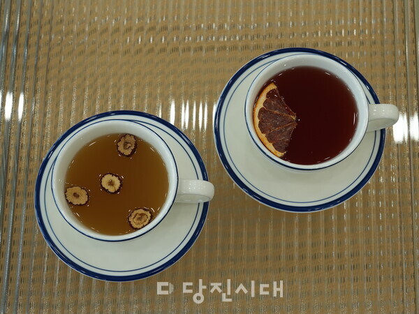 안동 프로폴리스 꿀 생강차와 홍천 오미자차