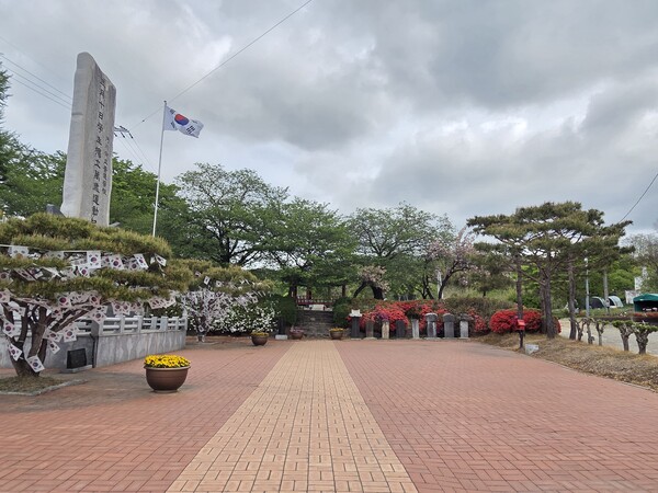 만세공원에서 바라본 군자정