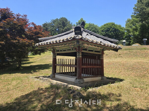 충효시설물 교하노씨 효열부정려