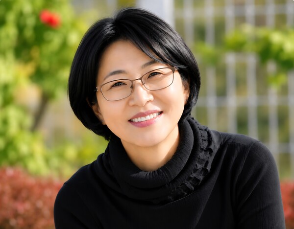 유미경 작가